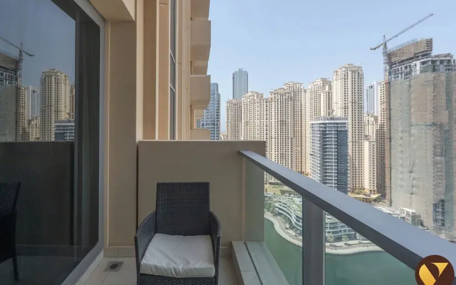 Vogue JW Marriot 23rd floor Marina View