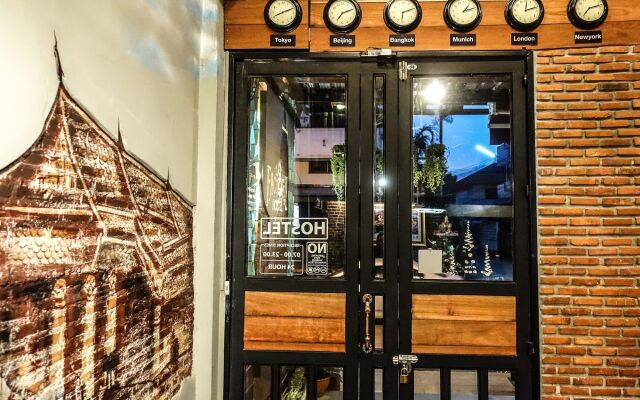 The 8 Factory Hotel Phitsanulok