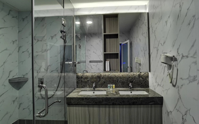Hotel 17