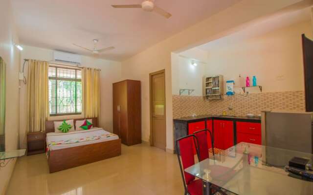 OYO 13794 Home Cozy Studio Utorda Beach