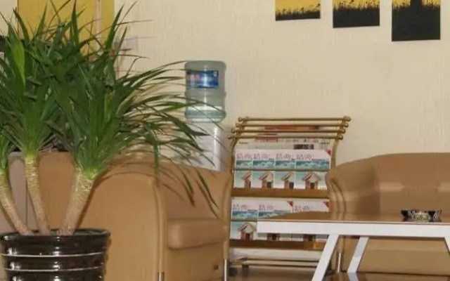 Thank Hotel Laiwu Luzhong East Street