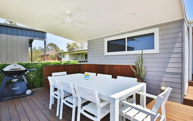 Tilly's Retreat - Pet Friendly - 3 Min Walk to Beach