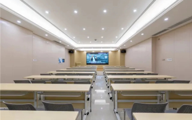 Vienna 3 Best Hotel(South Zhongshan District)