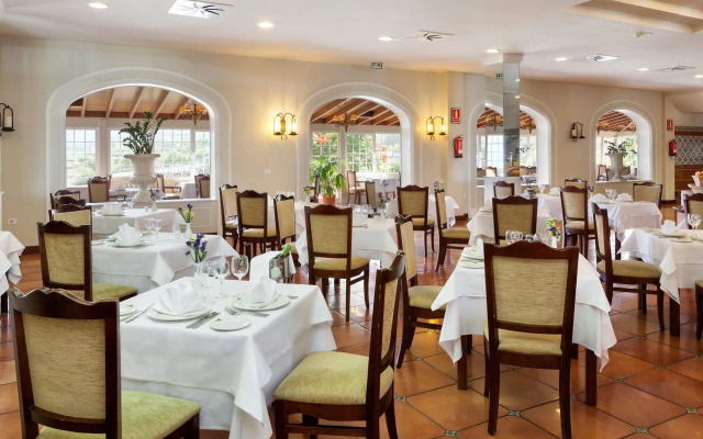 Hotel Riu Garoé