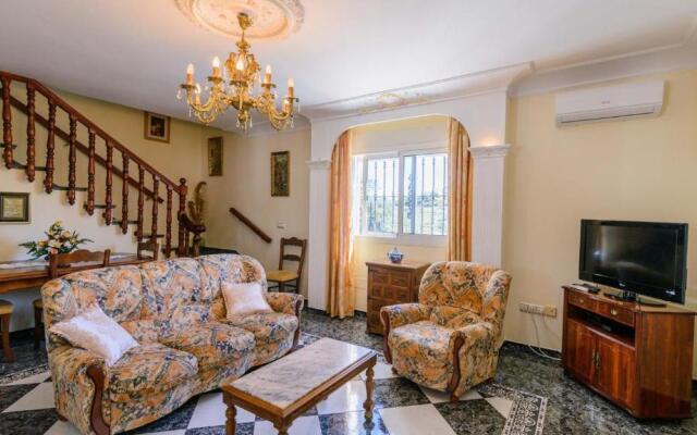 Casa Luna Alora by Ruralidays