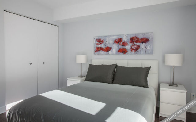 3 bedrooms 2 bathrooms Mont-Royal Apartment by Lux Montreal Vacations Rentals