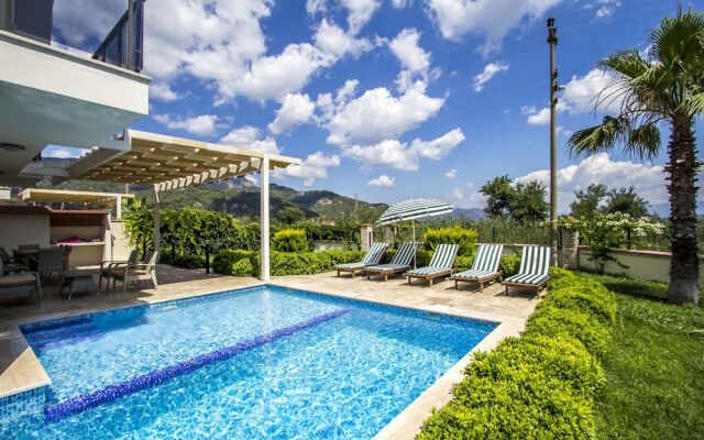 Villa North by Tatilpremium