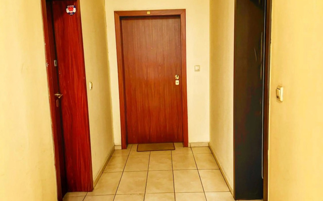 Comfortable Apartment in Comunicative Location
