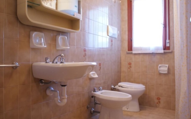 Comfortable Flat by the Pool-beahost