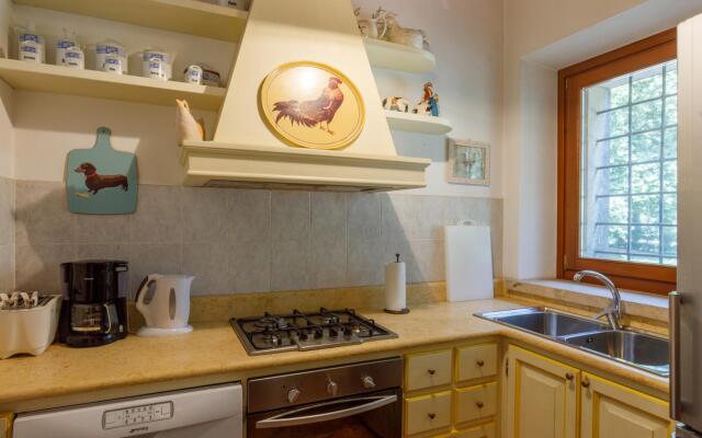 Vr-c943-fond0at - Torre dei Malaspina 6 1