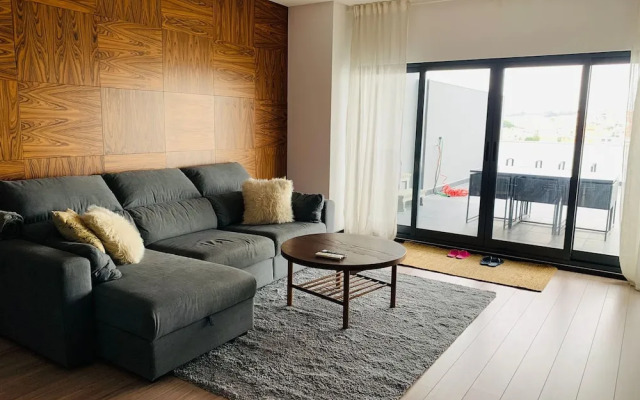 Modern Flat Near Lisbon