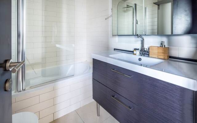 Vibrant Studio in Dubai Marina - Near Metro & Tram