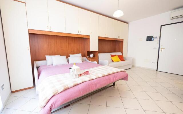 Terrazza del Gelsomino with terrace and open view