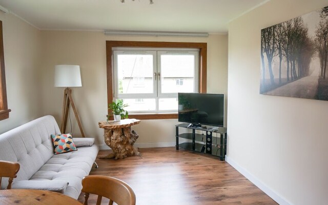 Newly refurbished flat FREE parking WIFI