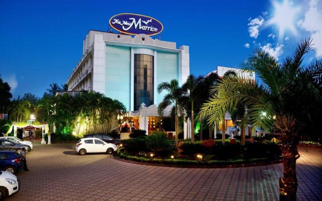 The New Marrion Hotel