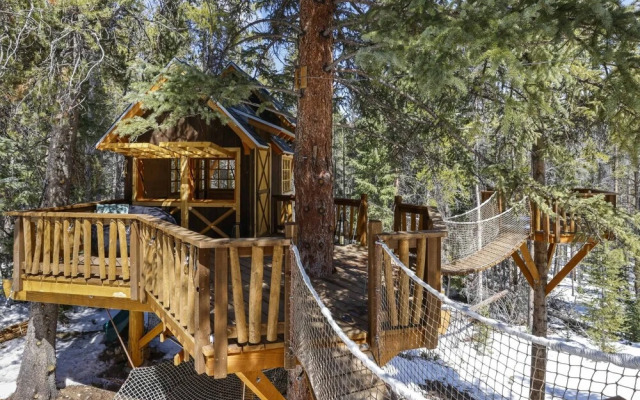 County Road 802 in Blue River