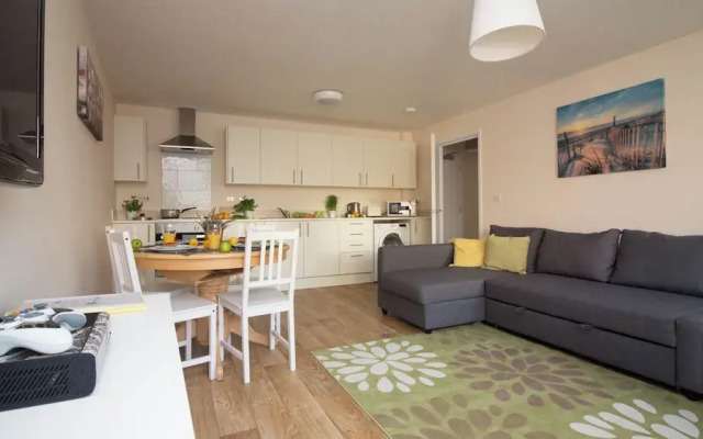 Stayzo Stylish Accommodation in Southampton 10