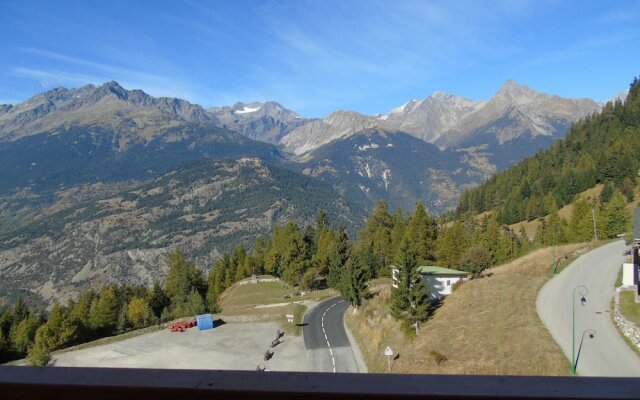 Lou Services Apartment CB70 LSI 001