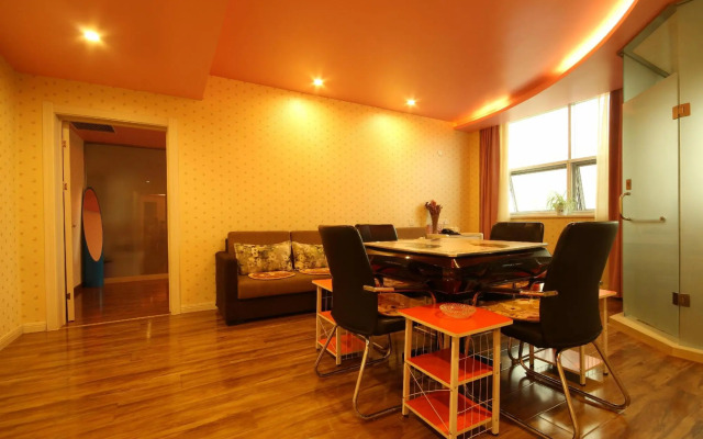 Renqiu Yueheng Business Express Hotel