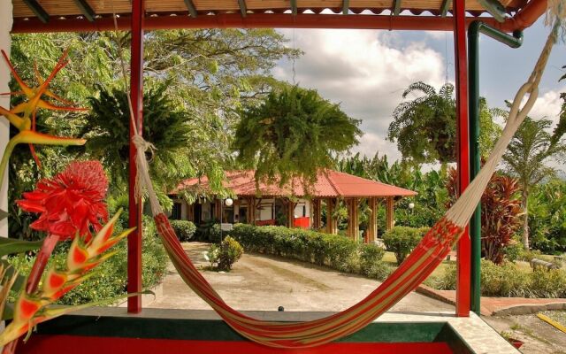 Hostal Portal del Samán