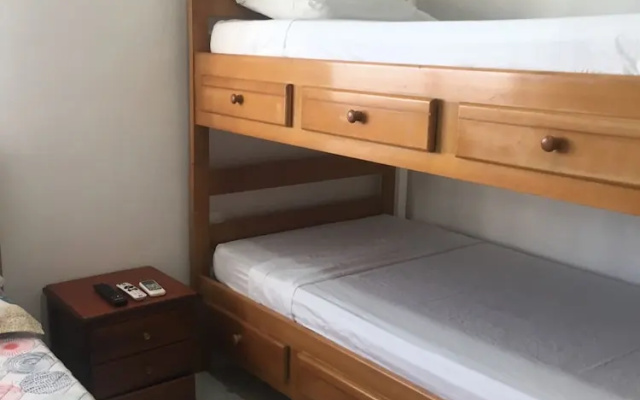 Apartment in Cartagena Beachfront 2cr10 per day Air Conditioning and Wifi - Apartment in Cartagena - Photo 3