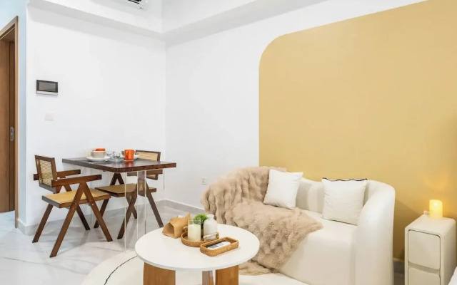 Royal Platinum Condo by Soben Homes
