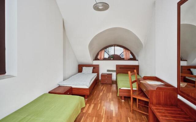 Quadrans Hostel