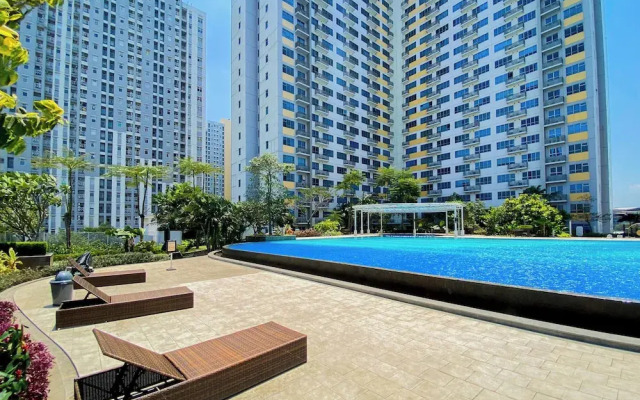 Good Location And Simply Studio Springlake Summarecon Bekasi Apartment
