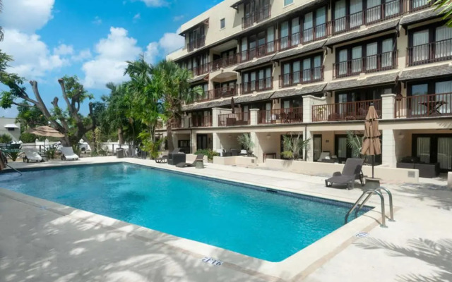 Wonderful 1-bed condo, 2min walk to beach & more