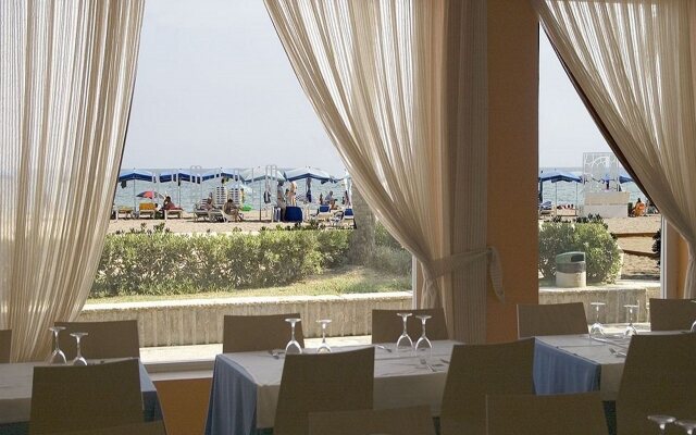 Hotel 4R Miramar Calafell
