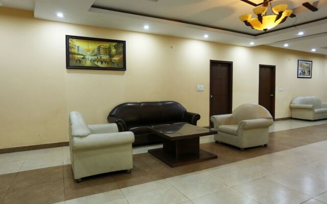 OYO 2667 Hotel Kolam