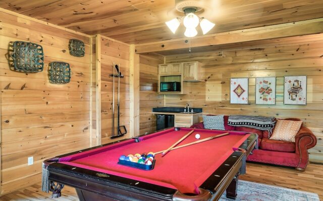 Timberwolf Vista w HotTub Pool View