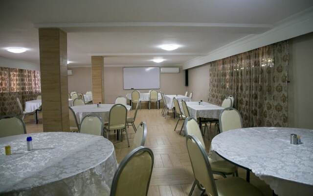 Aabiya Lodge