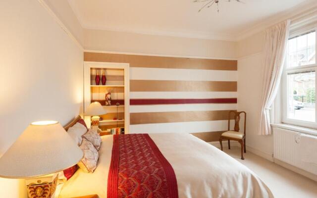 The Traquair Park Residence