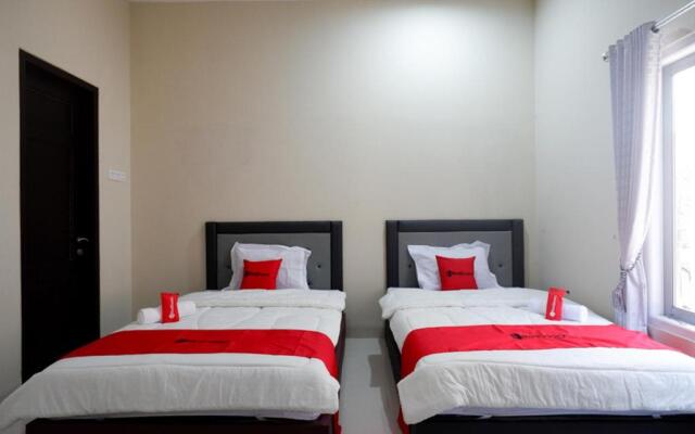 RedDoorz Syariah near RSUD Margono Purwokerto