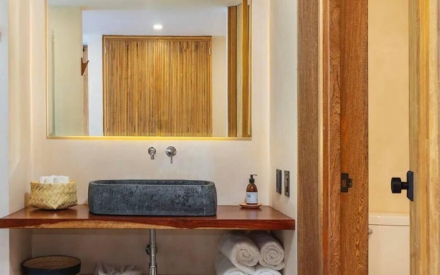 Ave Del Para so PH - 3-bedrooms and a Pool