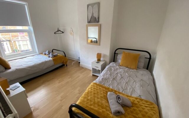 Blackpool Abode - Seaside Cove