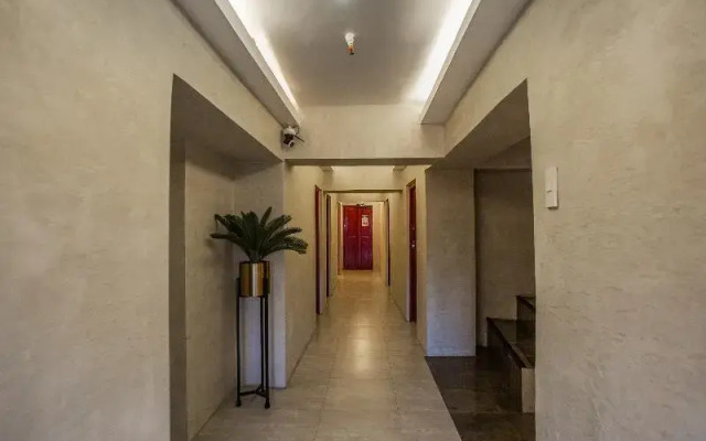Circuit Hostel by OYO Rooms