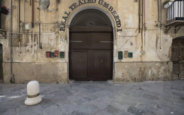 Real Umberto I ° - Kalsa - Center Palermo
