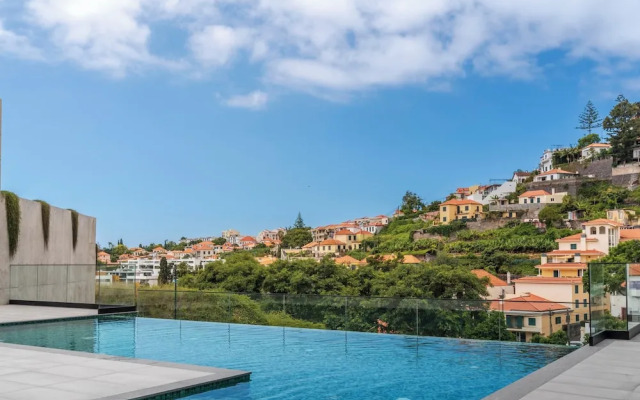 Funchal, With Pool - Uptown 13 Apartment