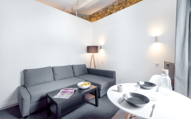 Charming Studio Central Location "rue de la Loge"!