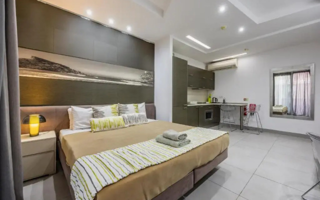 Jules Suites