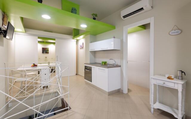 3158 Sterlizia House by Barbarhouse