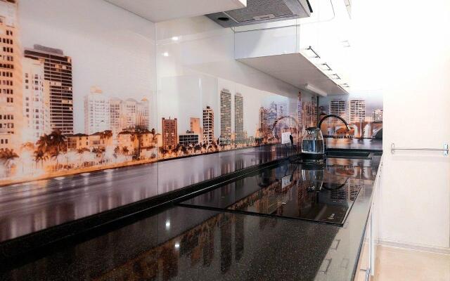 Шарман на проспекте Генерала Тюленева 6Б