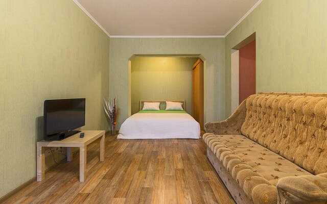 Апартаменты FlatHome24 у метро «Улица Дыбенко»