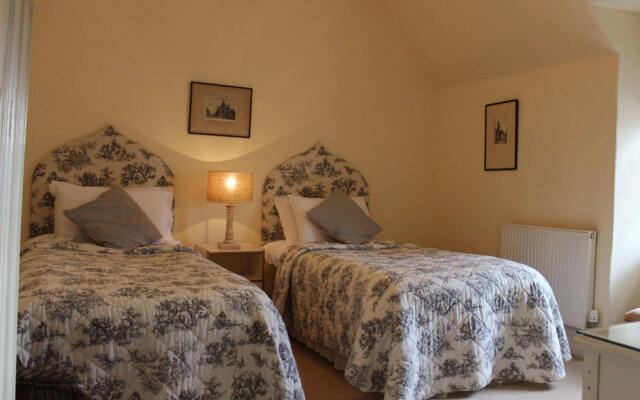 Black Bull Hotel