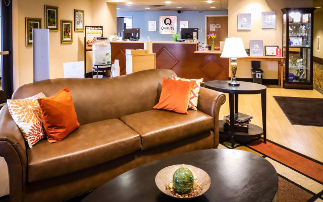 Quality Inn & Suites Sequim at Olympic National Park