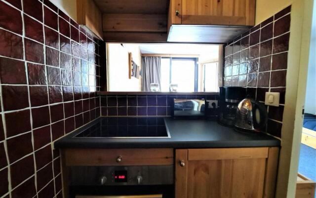 Appartement Les Menuires, 2 pièces, 5 personnes - FR-1-452-93