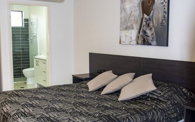 Western Gateway Motel