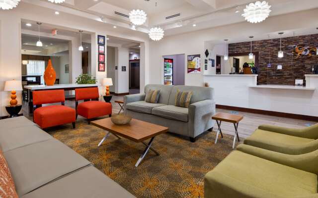 Best Western Plus Spring Inn & Suites